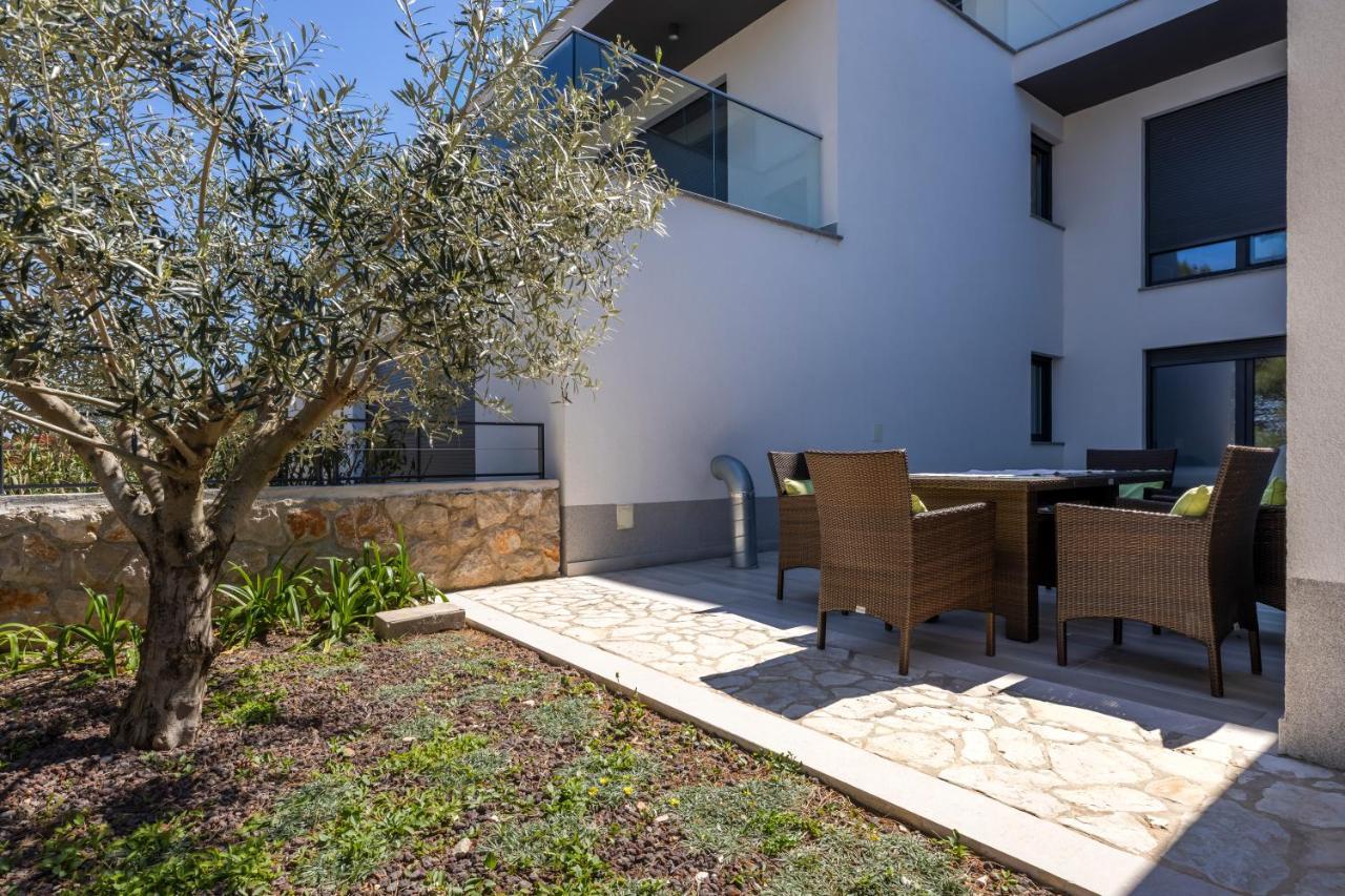Apartments Olea Mali Losinj Exterior photo